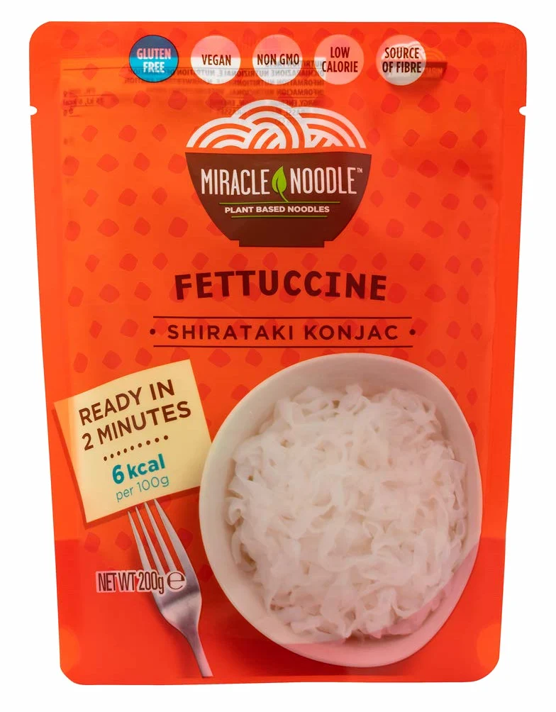 Fettuccine Shirataki Miracle Noodle. Nuova Generazione, Senza Odore e Senza Retrogusto. Adatto a Diete Paleo e Keto. Confezione da 10 pacchetti.