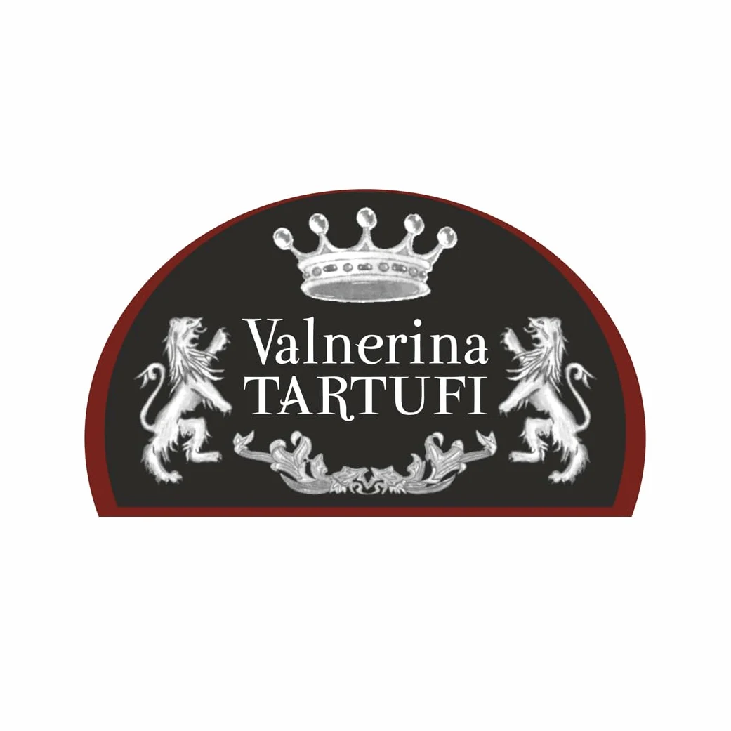 Valnerina Tartufi Tartufo Nero Estivo a Scaglie | Tartufo a Fette, Lamelle, Carpaccio | Naturale, Artigianale e Italiano conservato in Olio EVO Extra Vergine di Oliva | Vasetto 250 gr.