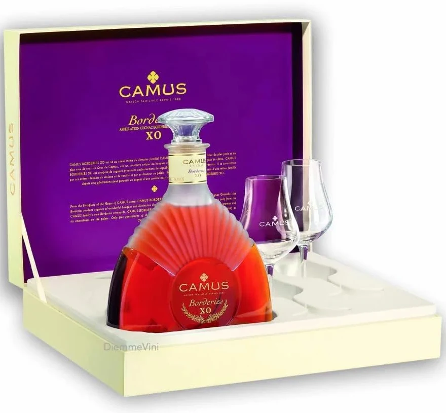 Cognac Single Estate Camus Borderies XO, 700 ml, 40% Vol, con 2 Bicchieri da Degustazione