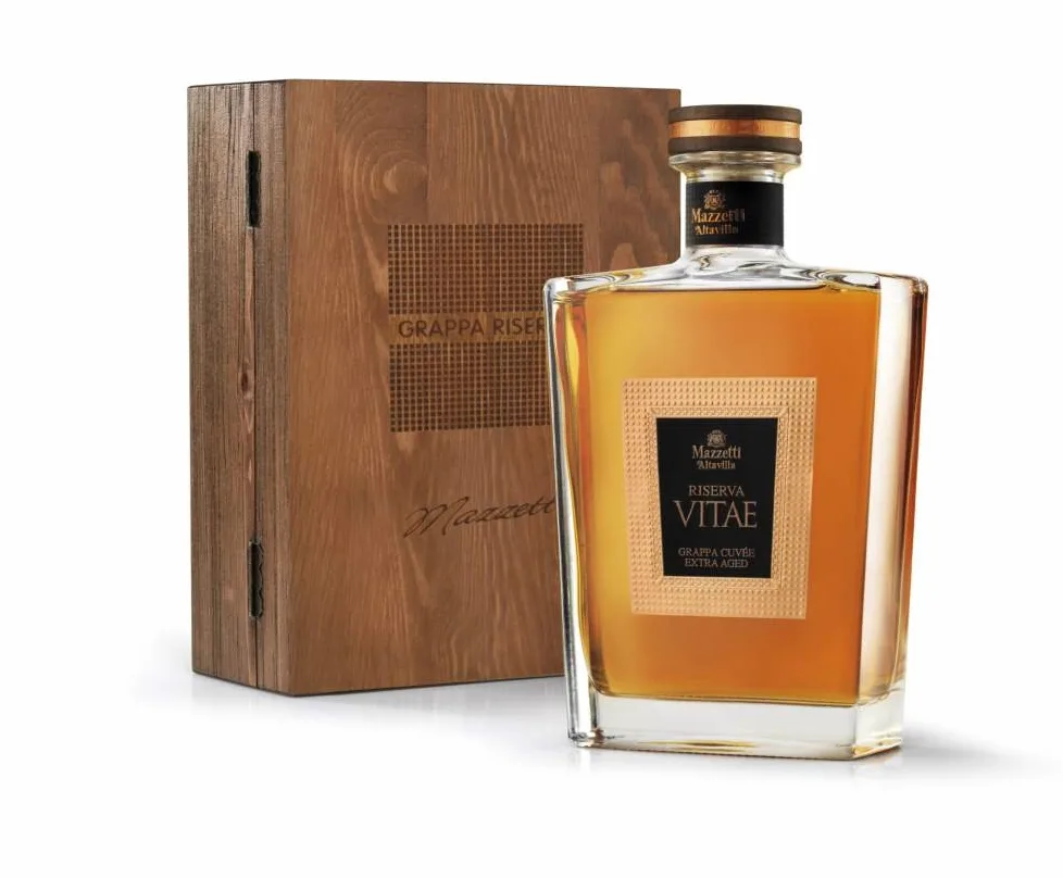 Mazzetti d'Altavilla Riserva Vitae Grappa Invecchiata in cassetta - 700 ml & 7.0 Grappa di Ruche' Invecchiata in Barriques - 700 ml