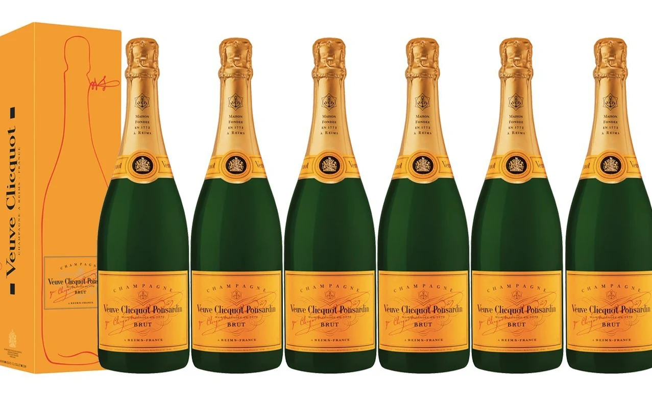VINADDICT Set di 6 Champagne Veuve Clicquot Brut Carte Jaune Con Astucci, 750 millilitri