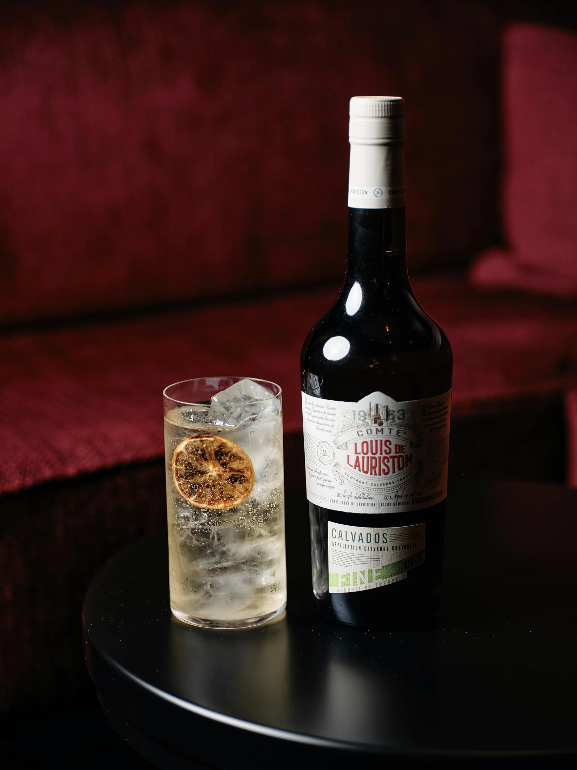 Calvados Domfrontais Comte De Lauriston Fine - Liquore Distillato Francese, Gusto Speziato e Fresco, 40%, Bottiglia in Vetro da 70cl