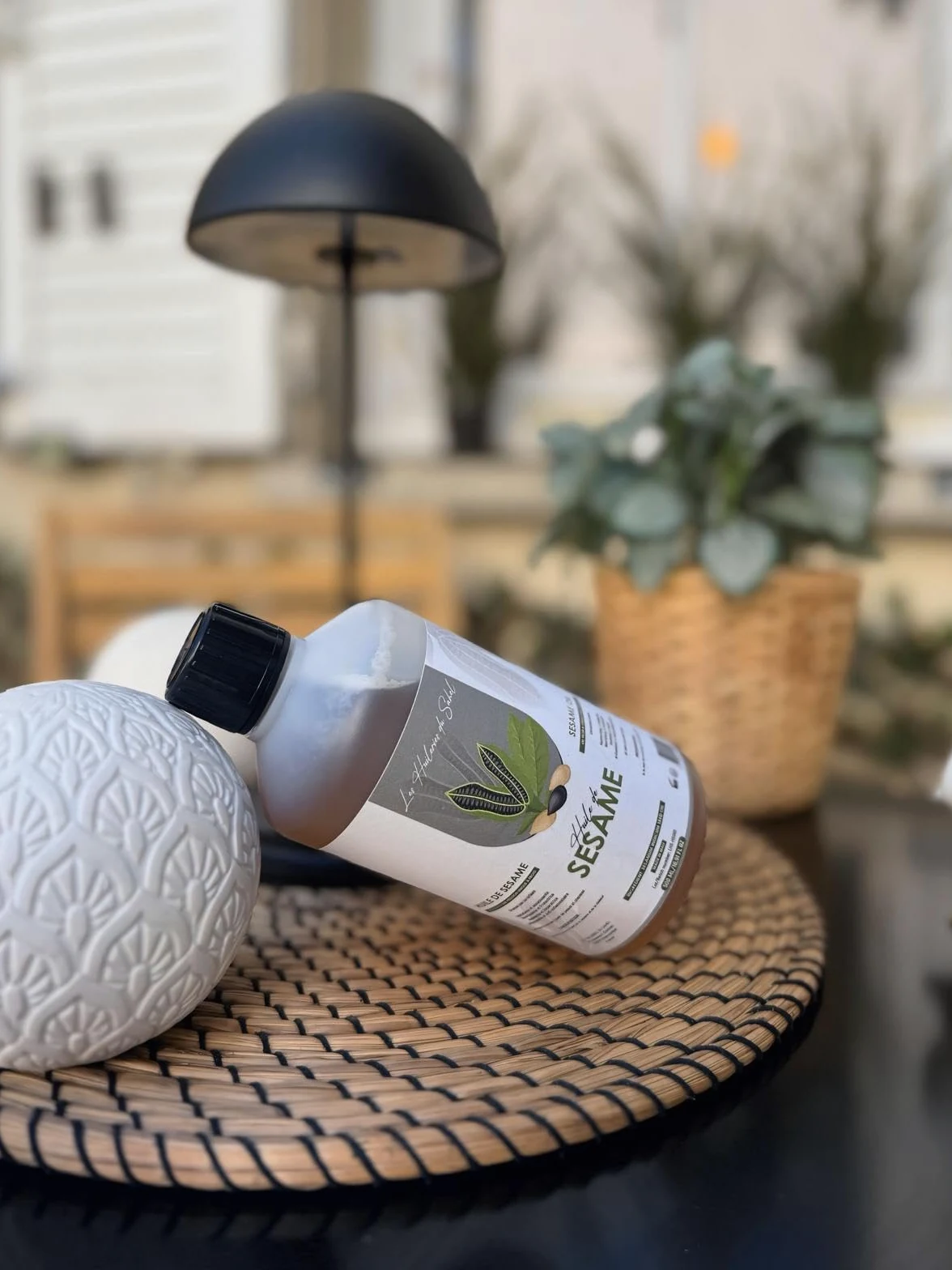 Olio di sesamo puro e naturale – spremuto a freddo – viso, corpo, capelli & massaggio – ricco di vitamina e antiossidanti – uso cosmetico