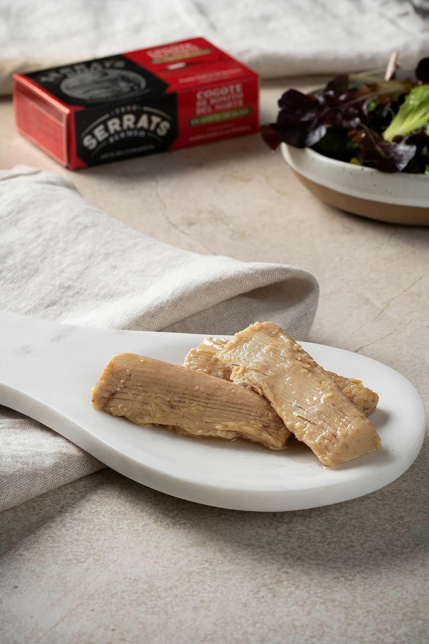CONSERVAS SERRATS - Nuca di Tonno Bianco del Cantabrico in Olio d'Oliva - 12 Lattine x 115g (Totale: 1380g) - Parte Superiore del Lombo - Texture Morbida - Lavorazione Artigianale Tradizionale
