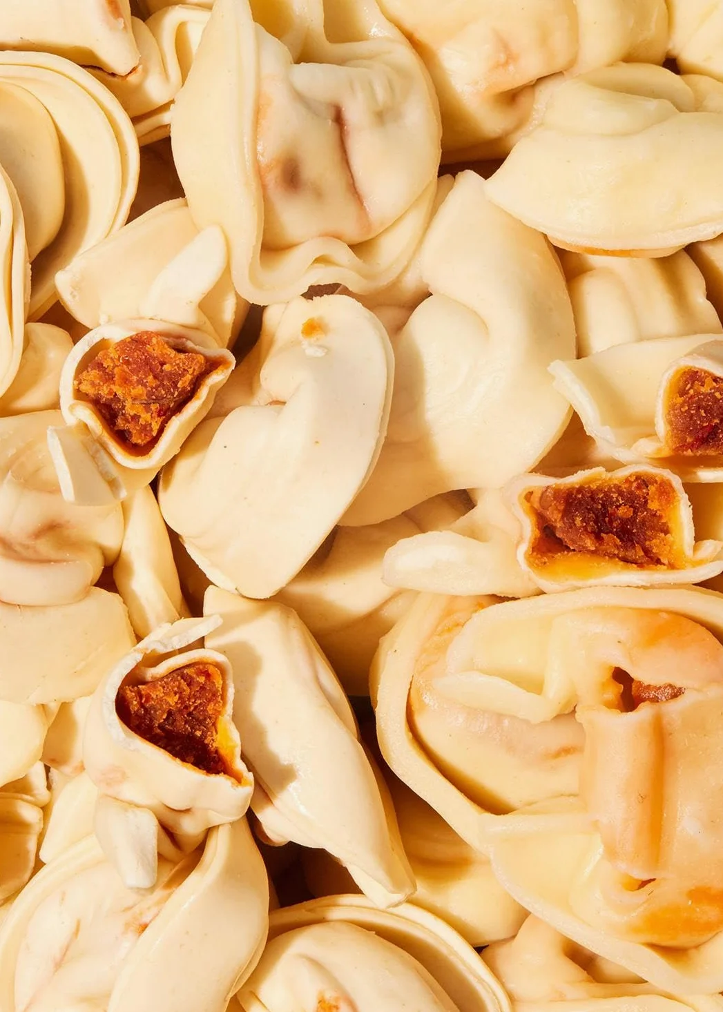 KoRo - Tortelloni con lenticchie e peperoncino bio 12 x 250 g - Vegan - Qualità biologica - Fonte di proteine e fibre - Si conservano al fresco