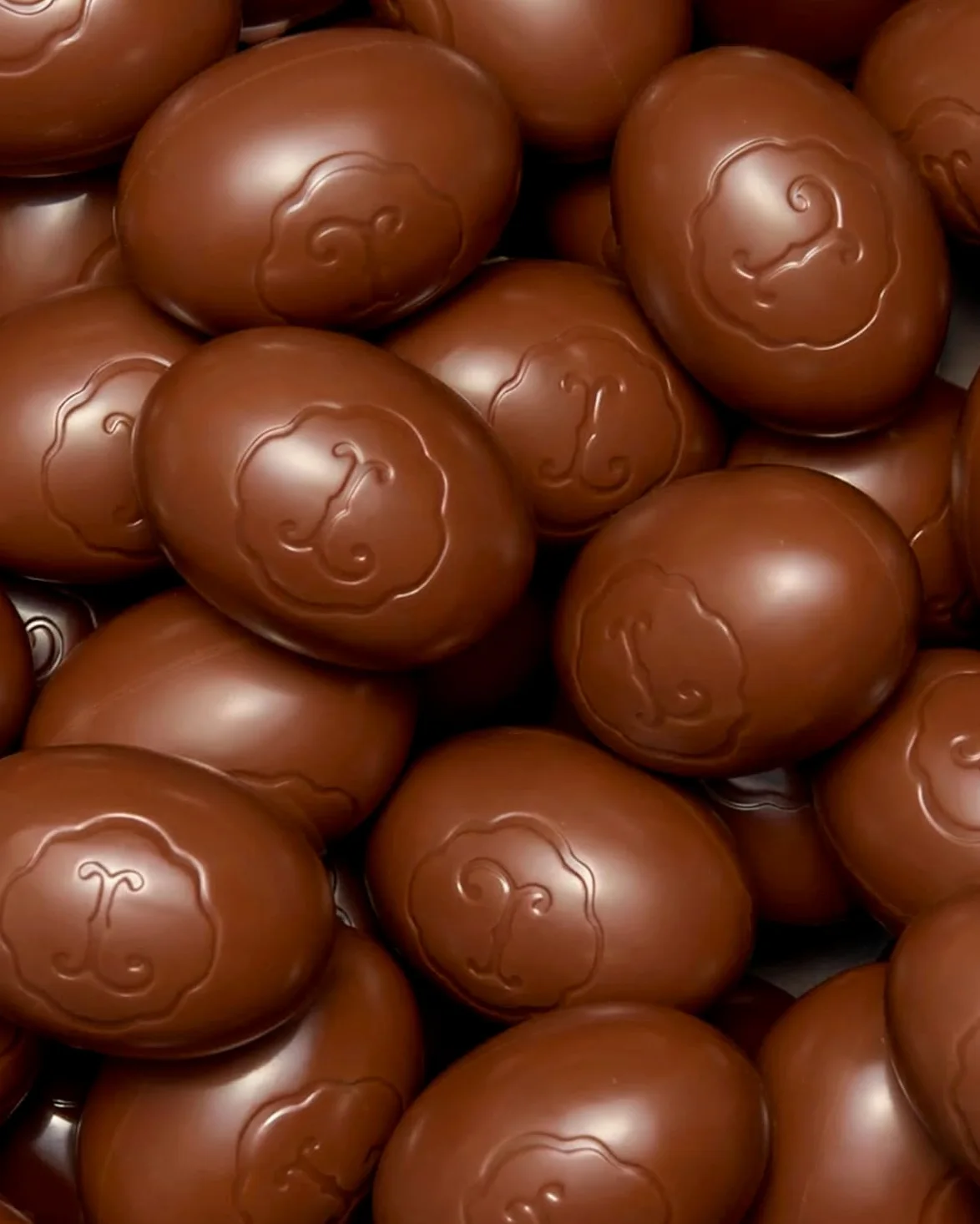 Leone dal 1857 - Scatola Regalo Ovetti di Cioccolato - Cioccolatini Leone a Forma di Uovo - Ovetti al Cioccolato Ripieni, Gusti Assortiti - Scatola Regalo - 80g