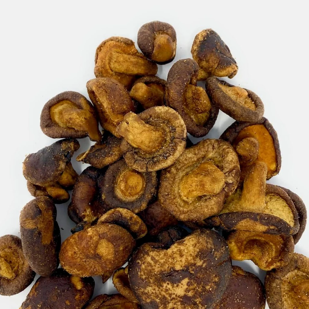 FUNGHI SHIITAKE CHIPS | Snack Gourmet ai Funghi Shiitake, Chips di Funghi, Snack Vegetale senza Coloranti, Confezione Salva Freschezza (500g)
