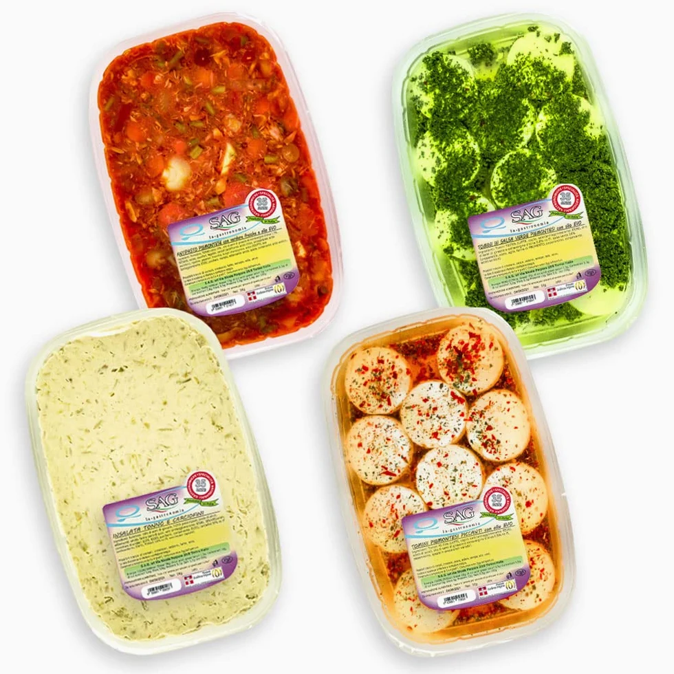 Cesto specialità gastronomiche piemontesi con antipasto piemontese, insalata tonno e carciofi, tomini verdi e piccanti (Confezione 4 pz. da Kg) – SAG