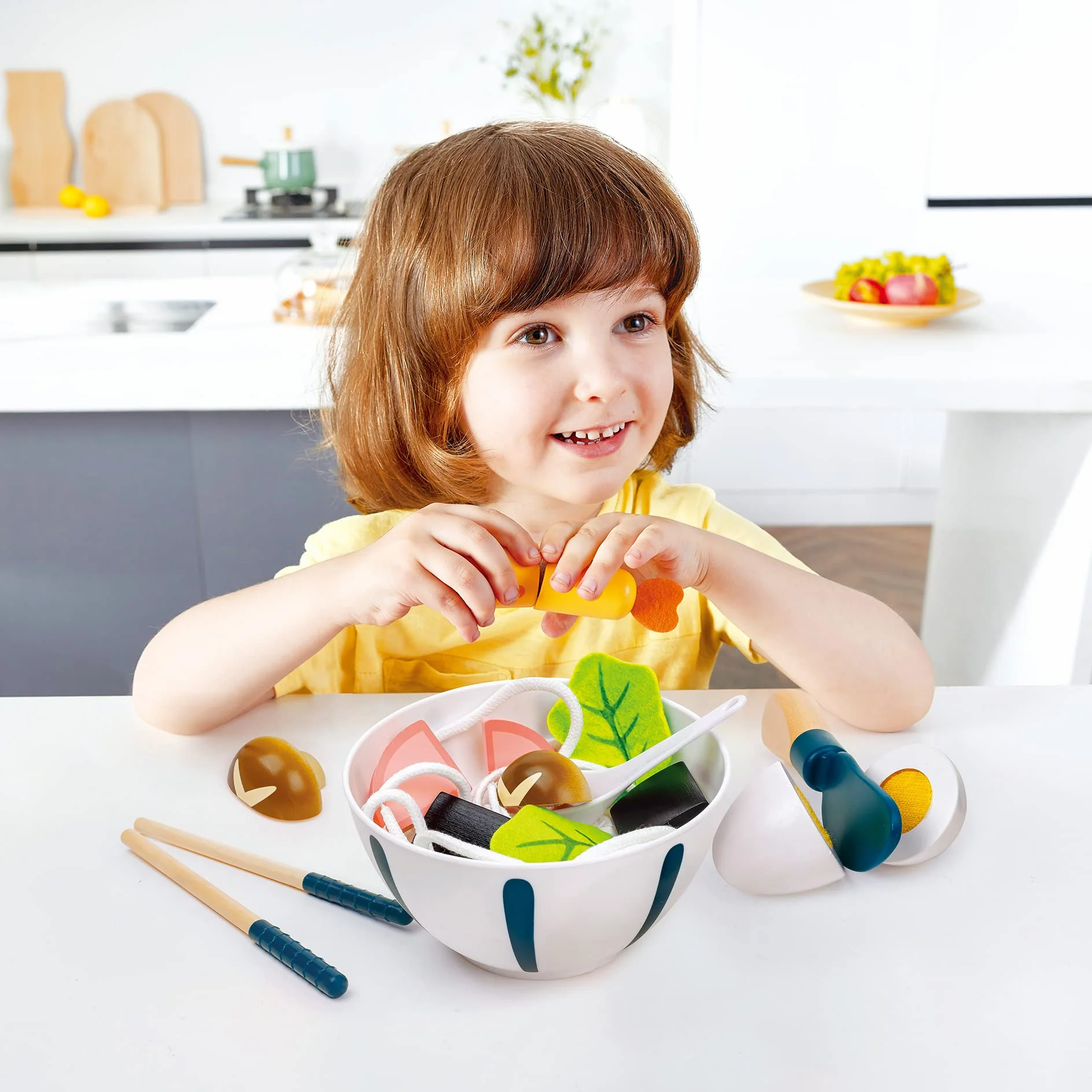 Set da cucina zuppa di noodle giapponese