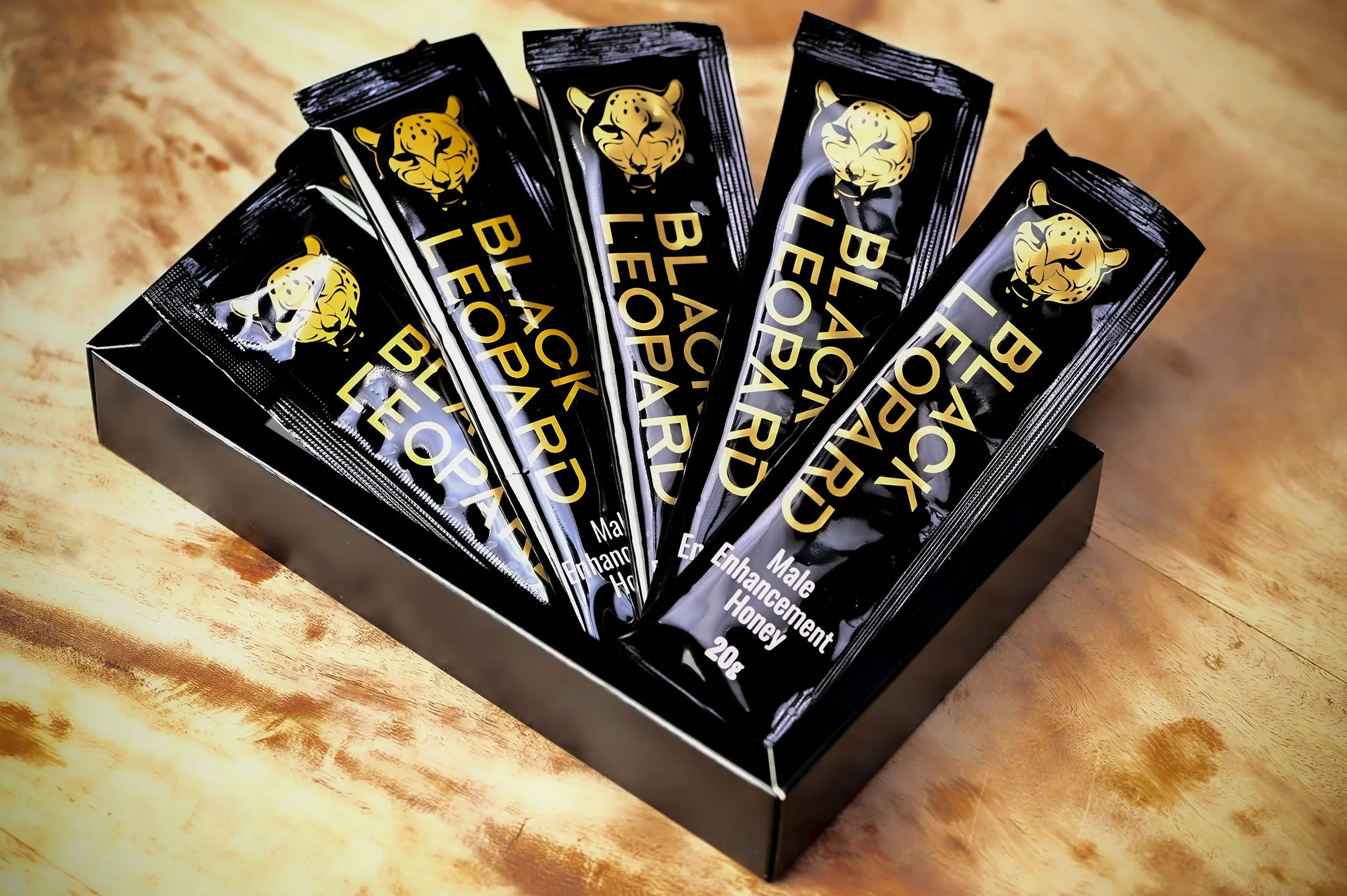 Ataai Leopard - Miele AFRODISIACO Energia Naturale | Vitalità, Prestazioni & Tonus / Miele Forza Uomo | Formato Individuale | Nero & Oro - 10 Bastoncini da 20 g