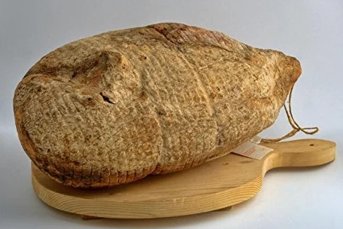 Culatello con cotenna stagionato 24 mesi 5000 g circa