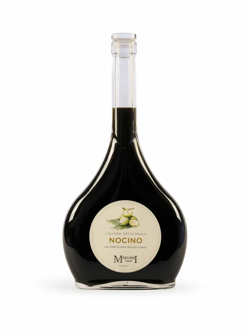 Moschini Farms - Nocino Liquore Artigianale con Malli di Noce Raccolti a Mano | Made in Italy | Bottiglie Esclusive Numerate a Mano | 90 Giorni di Infusione, Invecchiamento di Almeno un Anno