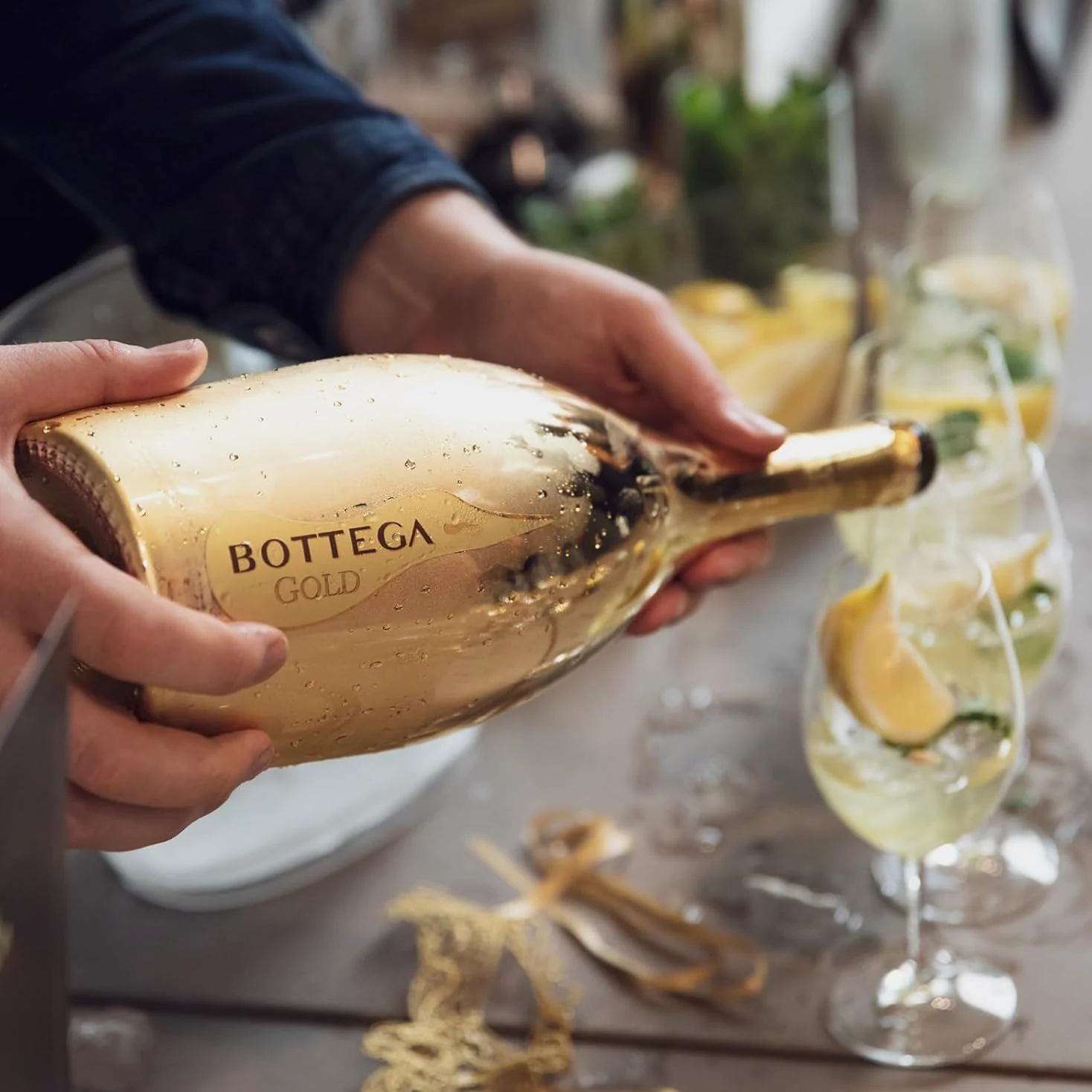Bottega Confezione Glamour Gold - 1 Gold Prosecco DOC 750ml & 2 Calici Riviera