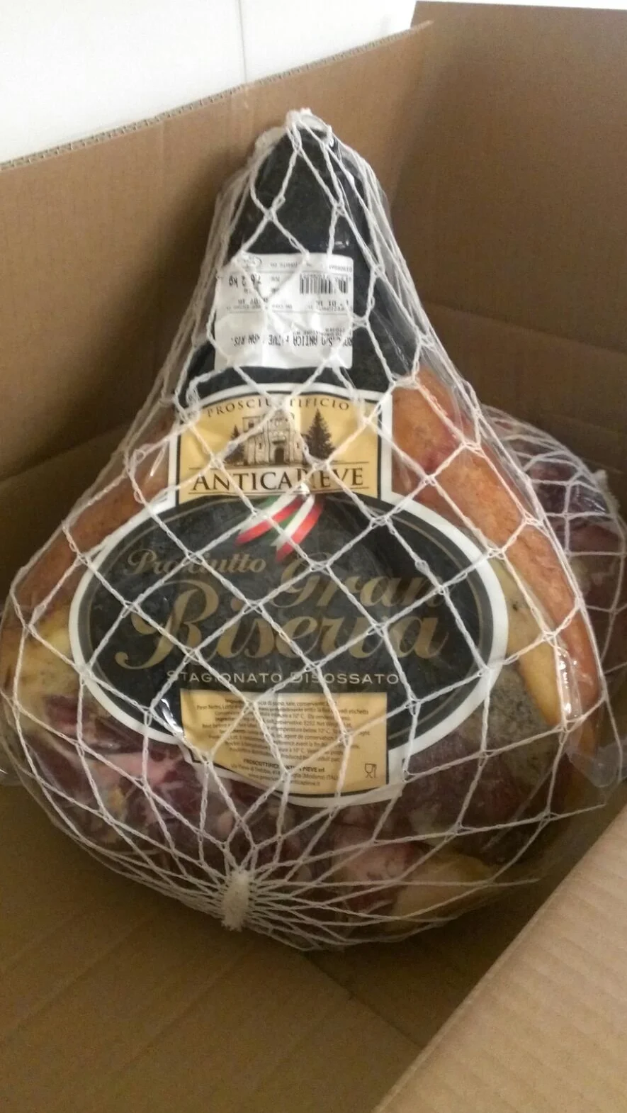 PROSCIUTTO CRUDO DISOSSATO GRAN RISERVA 1/2 S/V PESO Kg. 3,500/4,00