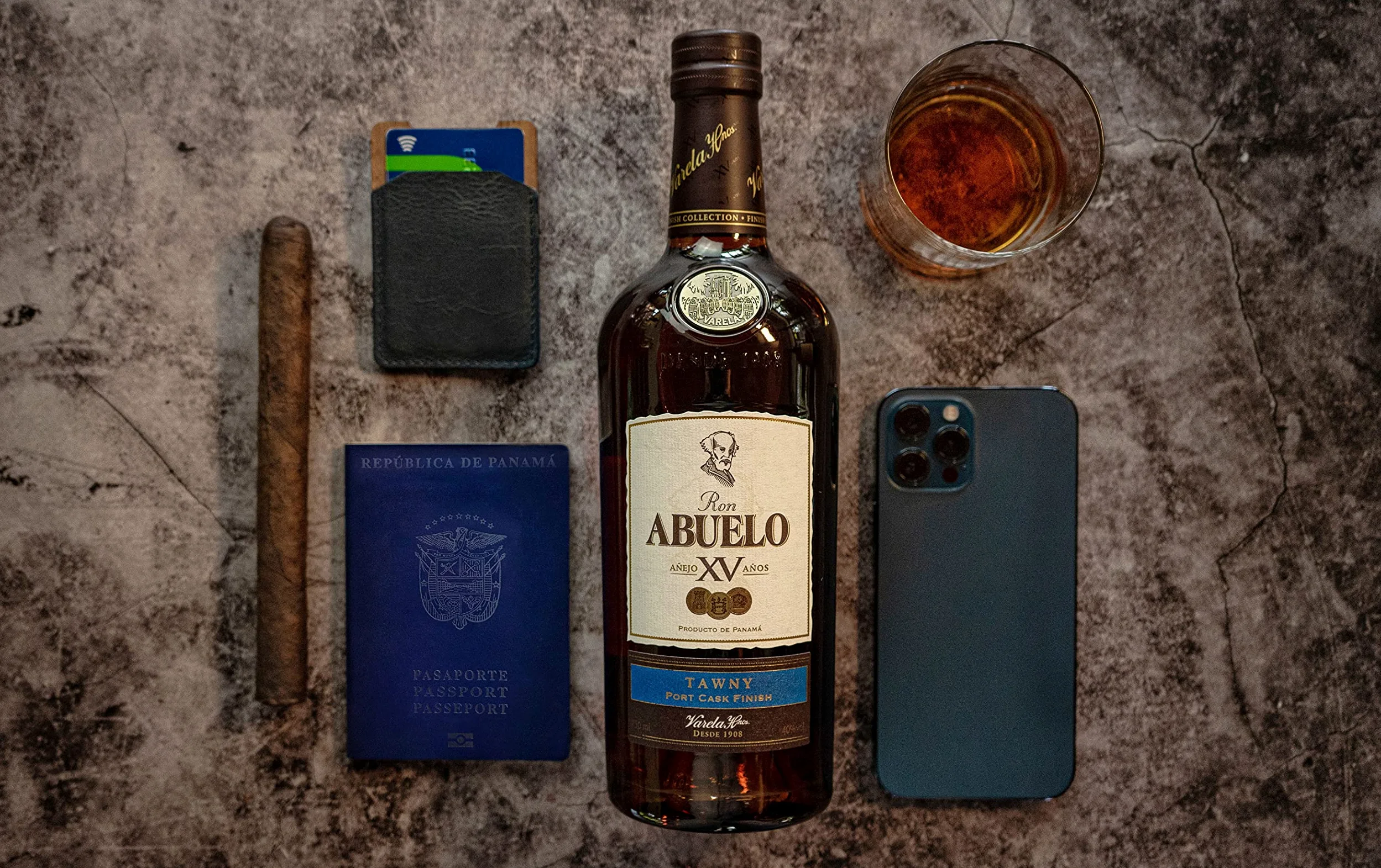 Ron XV Finish Collection Tawny Astucciato Abuelo CL.70