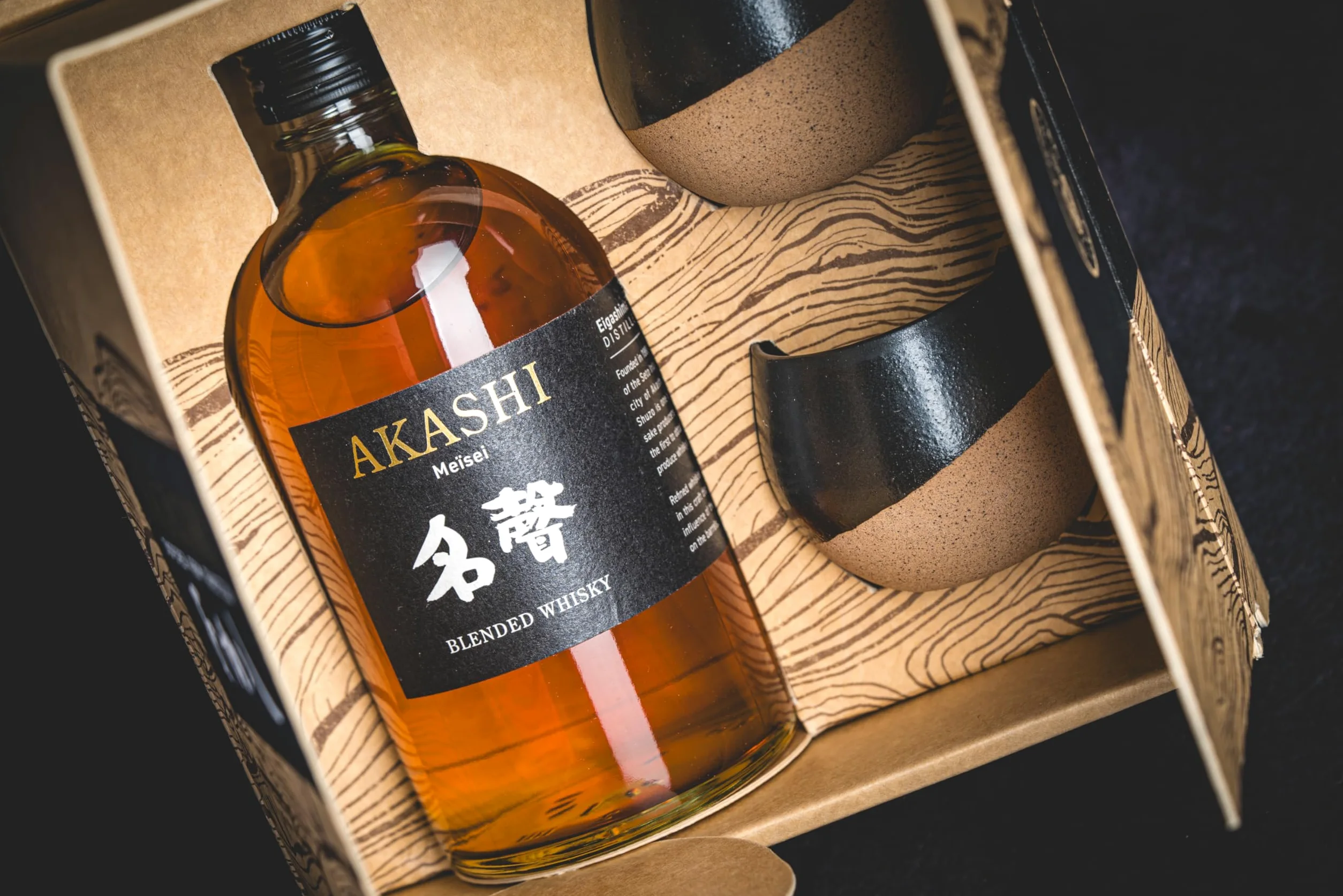 Akashi Whisky Meisei Special Pack con 2 Bicchieri"Japanese Style" - 500 ml