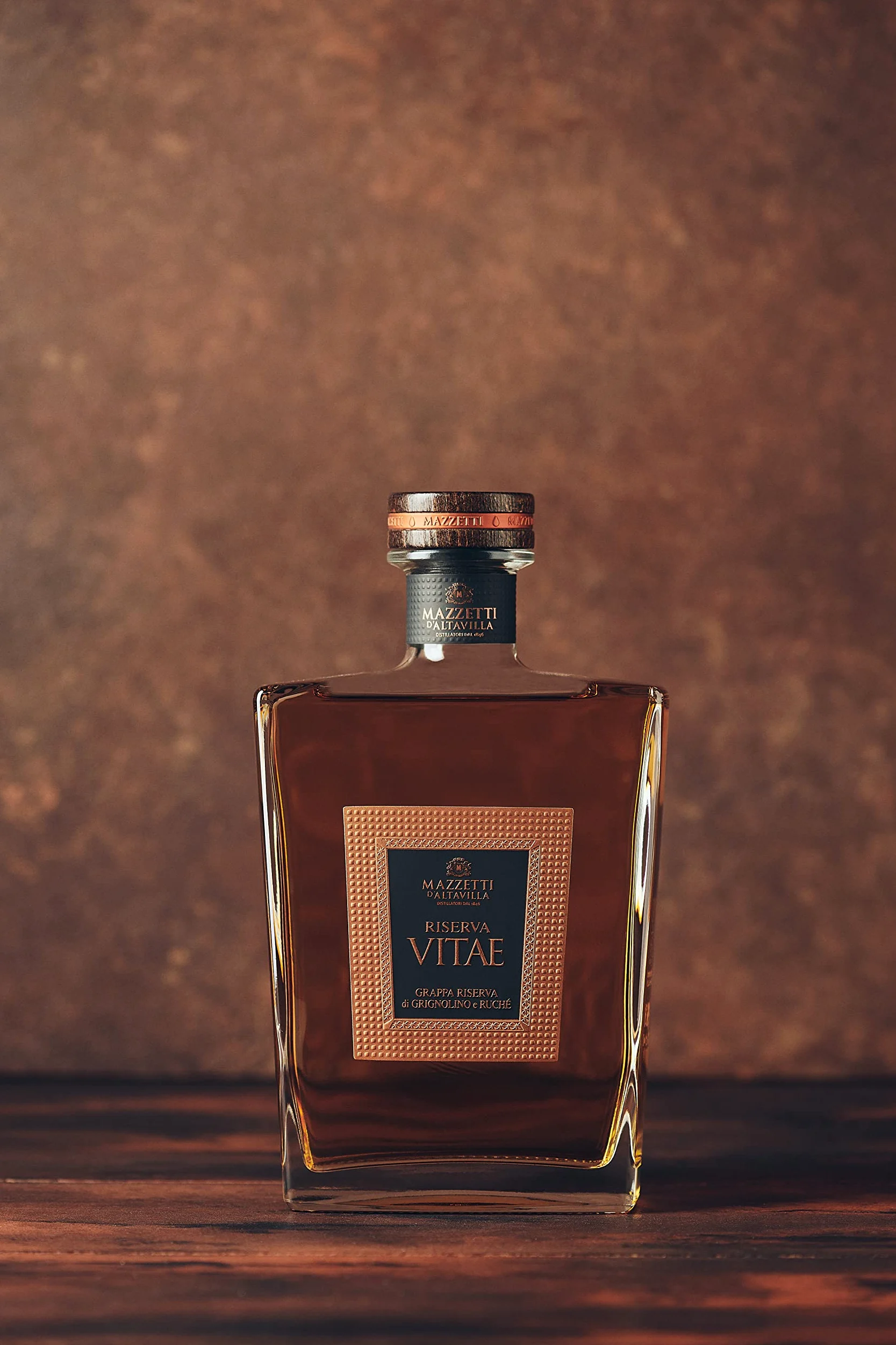 Mazzetti d'Altavilla Riserva Vitae Grappa Invecchiata in cassetta - 700 ml & 7.0 Grappa di Ruche' Invecchiata in Barriques - 700 ml