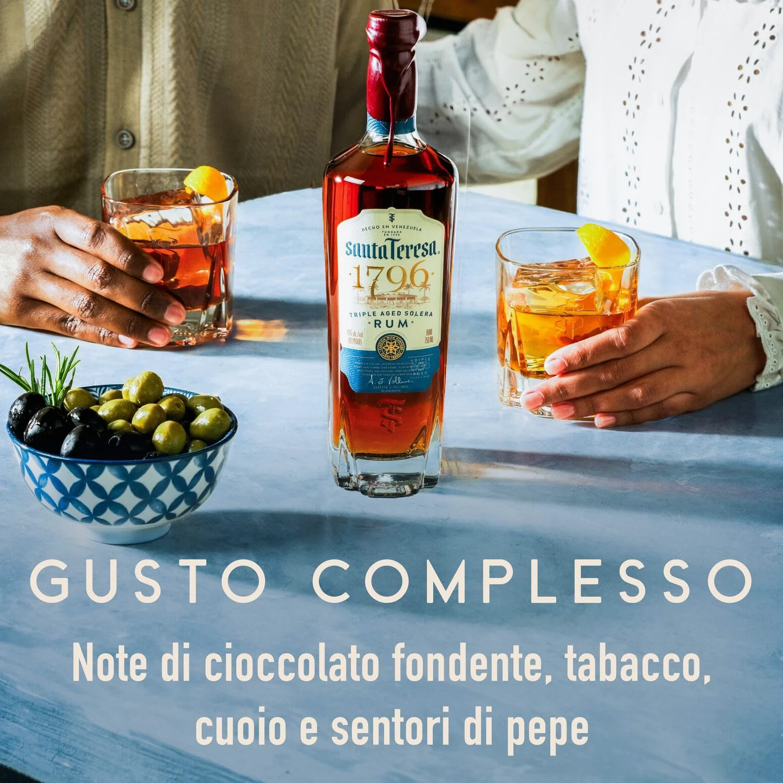 Rum Solera a triplo invecchiamento Santa Teresa 1796, Vol. 40%, 70 cl / 700 ml, Pregiato rum scuro Single Estate venezuelano affinato in botti di rovere