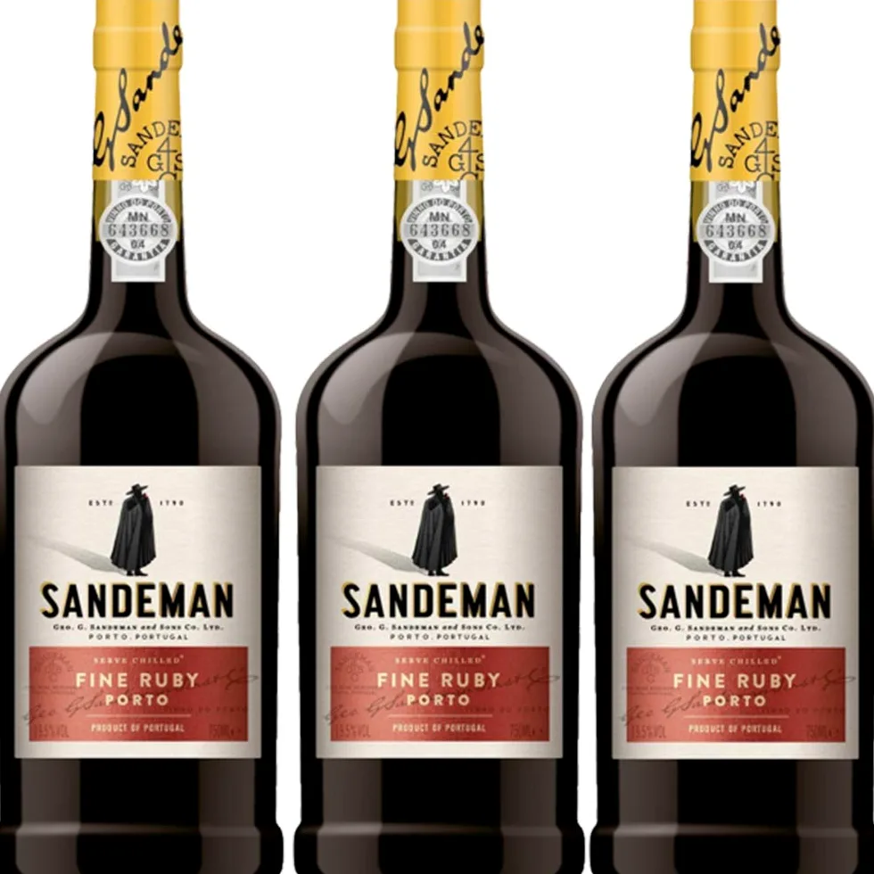 Porto Sandeman Fine Ruby | 3 Bottiglie 75cl | Vino Rosso Liquoroso Tipico del Portogallo | Idea Regalo