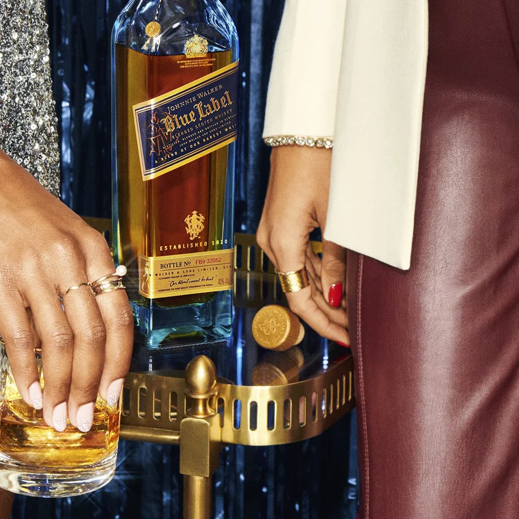 Johnnie Walker Blue Label Blended Scotch Whisky - 700 Ml
