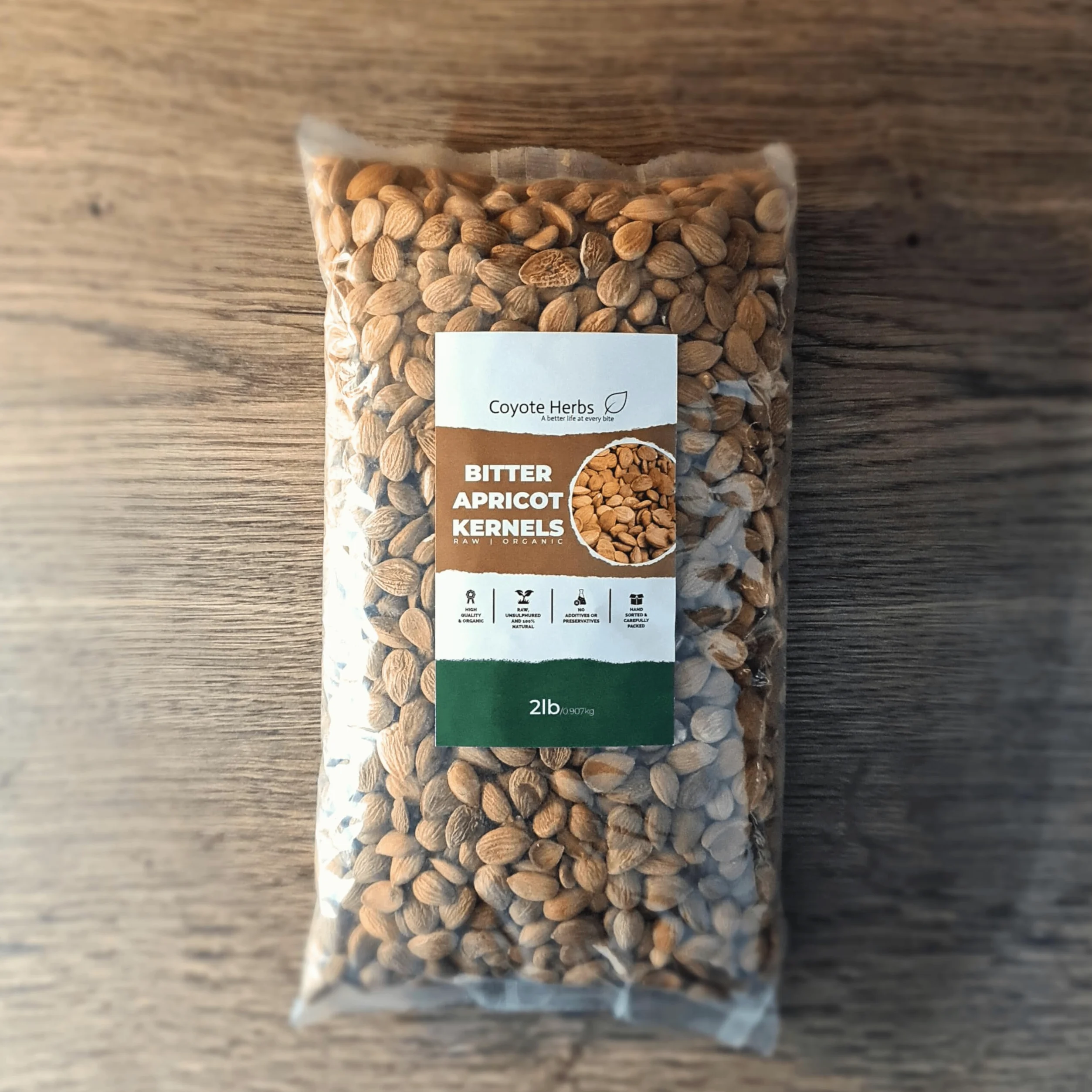 Coyote-herbs Noccioli di albicocca amara 907 g/32 oz semi crudi, mandorle amare di alta qualità, ricchi di vitamina B17 naturale