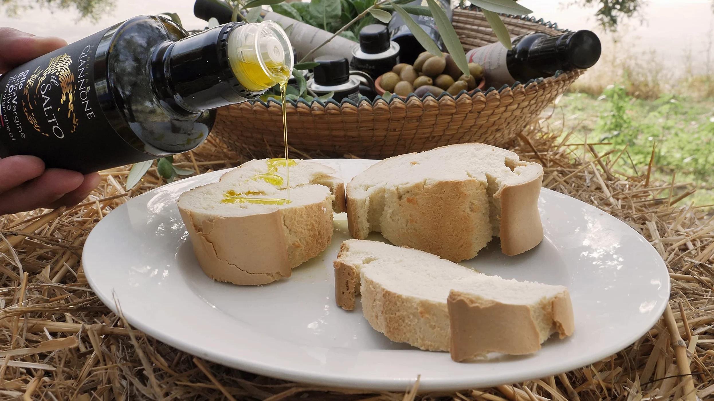 Tenuta Giannone - Olio Extravergine Di Oliva il SALTO - 100% italiano - Bag in Box da 3/5 litri (Bag in Box 3 litri)