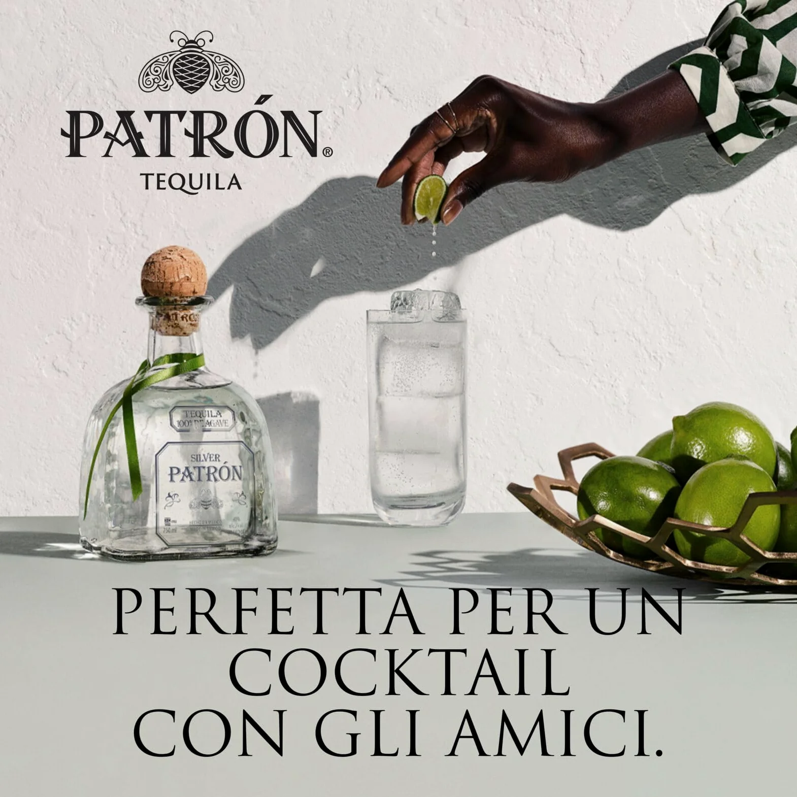 PATRÓN Silver Premium Tequila, Vol. 40%, 70 cl / 700 ml, creata in Messico con metodi artigianali in piccoli lotti a partire dal 100% della migliore agave Weber Blue