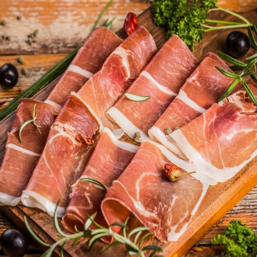 Prosciutto Serrano Gran Reserva Disossato ca. 1 kg | Jamon Serrano stagionato 15+ mesi | Senza additivi | Certificato UE (ETG) | Prodotto in Spagna da The Black Hoof